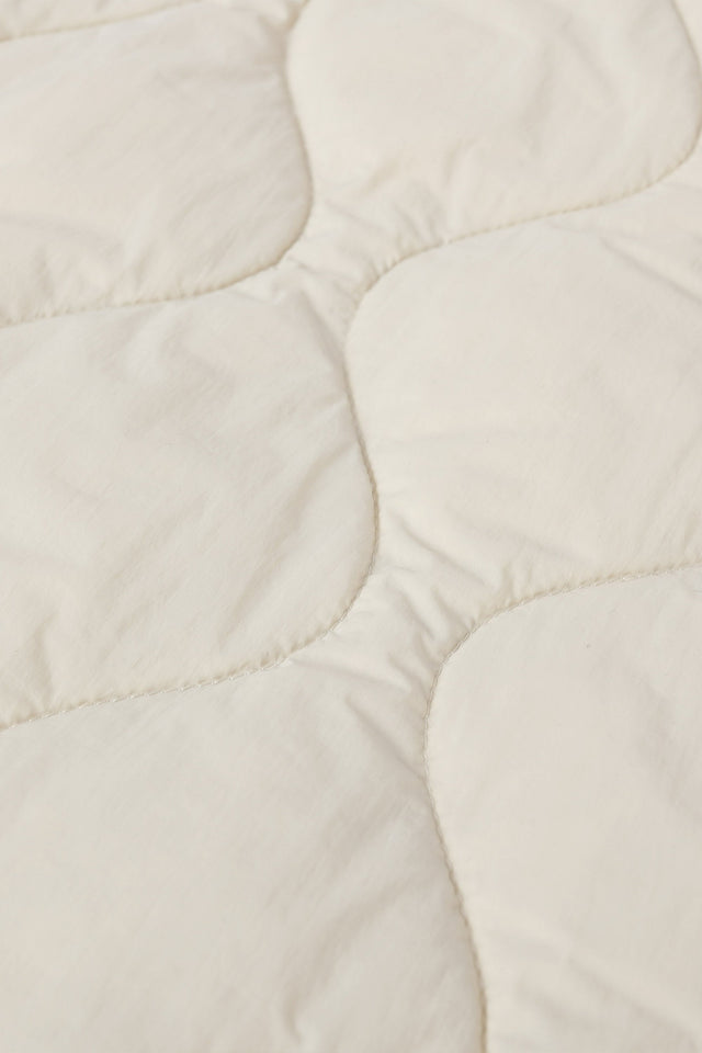 Lightweight Cropped Down Puffer Jacket